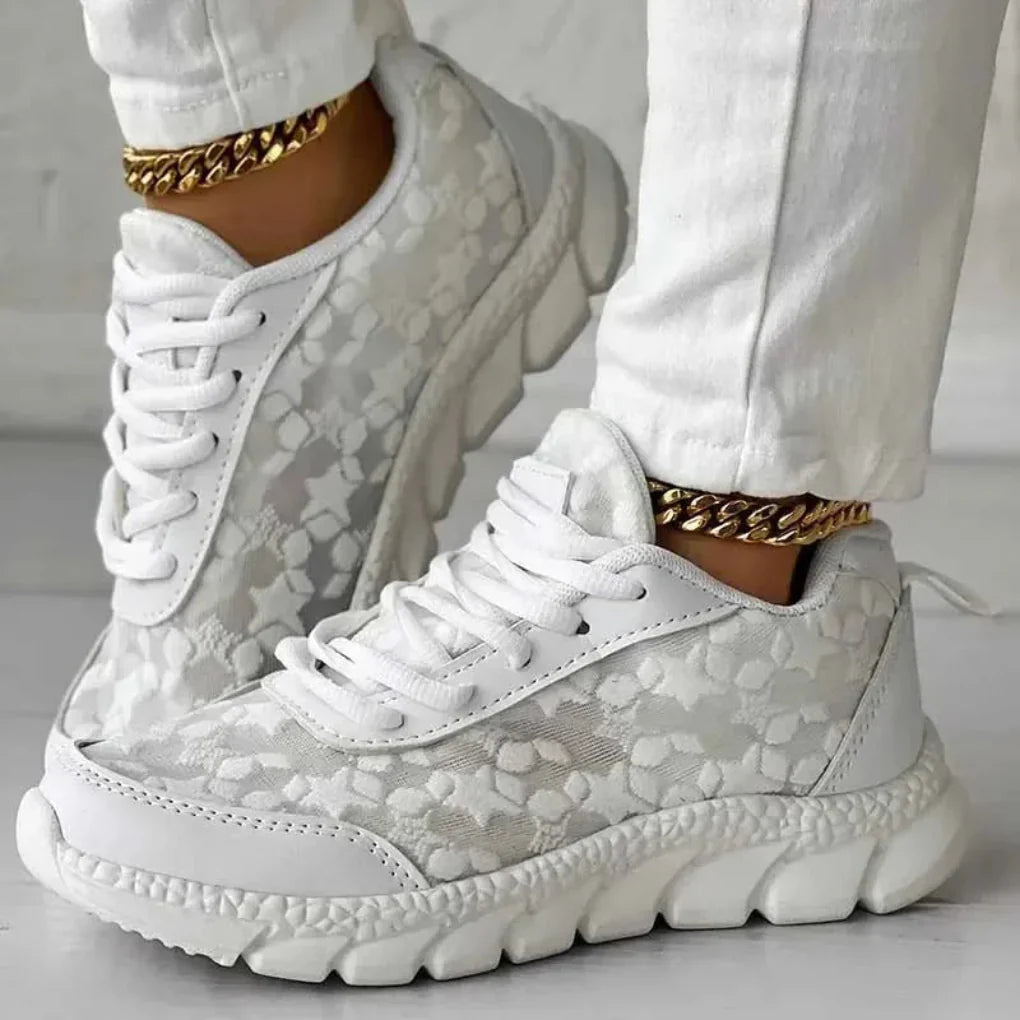 Women’s Breathable Star Pattern Lace Up Sneakers