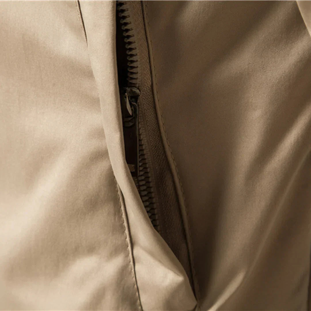 UrbanFlex Bomber Jacket — Sleek Style Meets Everyday Comfort