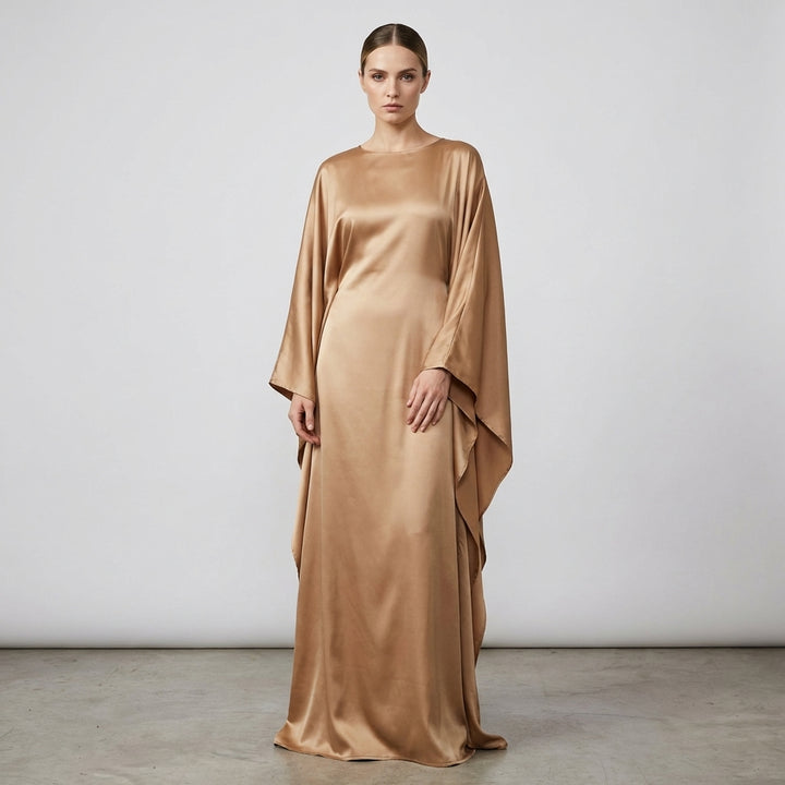 Elegant Maxi Dress with Spaghetti Straps and High Slit