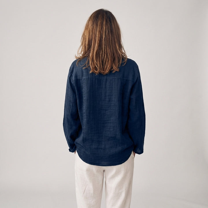 Women’s Blue Button Lapel Long-Sleeve Shirt