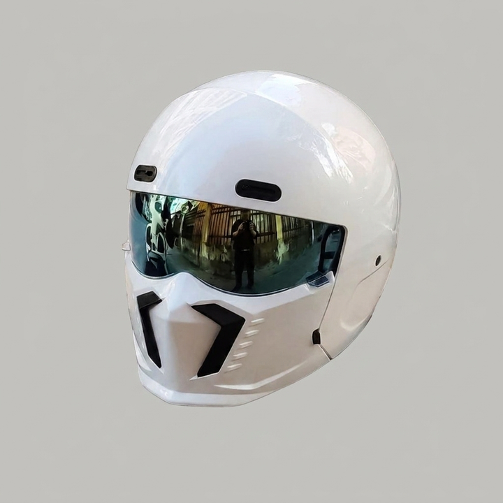 Motorcycle Helmet – DOT and ECE Approved, Timeless Look