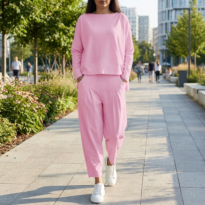 Two-Piece Leisure Suit with Round Neck and Long Sleeves