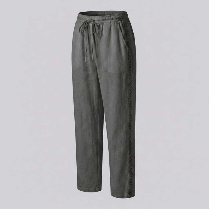 High-Rise Tapered Pants Bring Everyday Style to Casual Wardrobes
