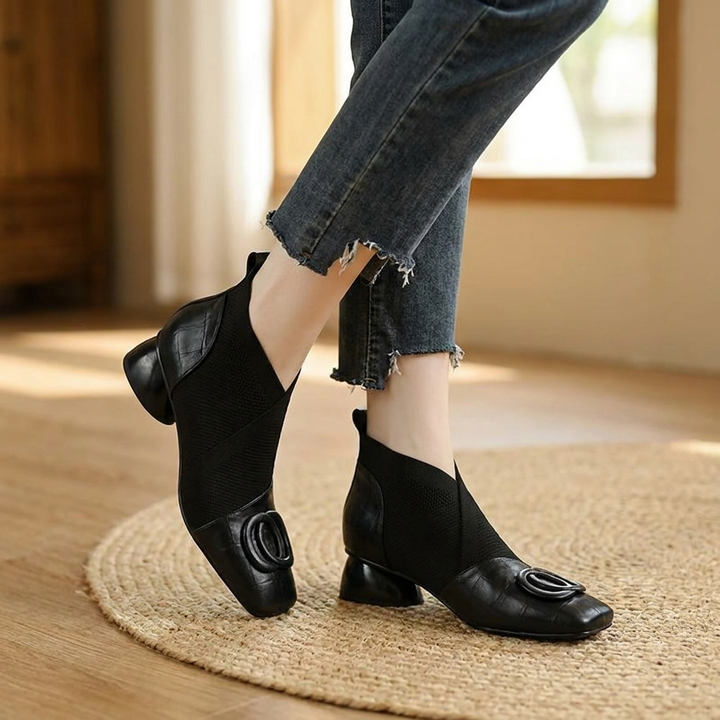 Orthopedic Boots Deliver Day-Long Support with Everyday Style