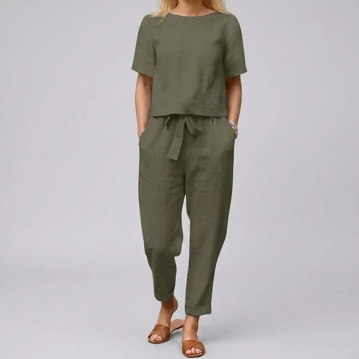 Airy Summer Set Brings Light, Effortless Style to Warm Days